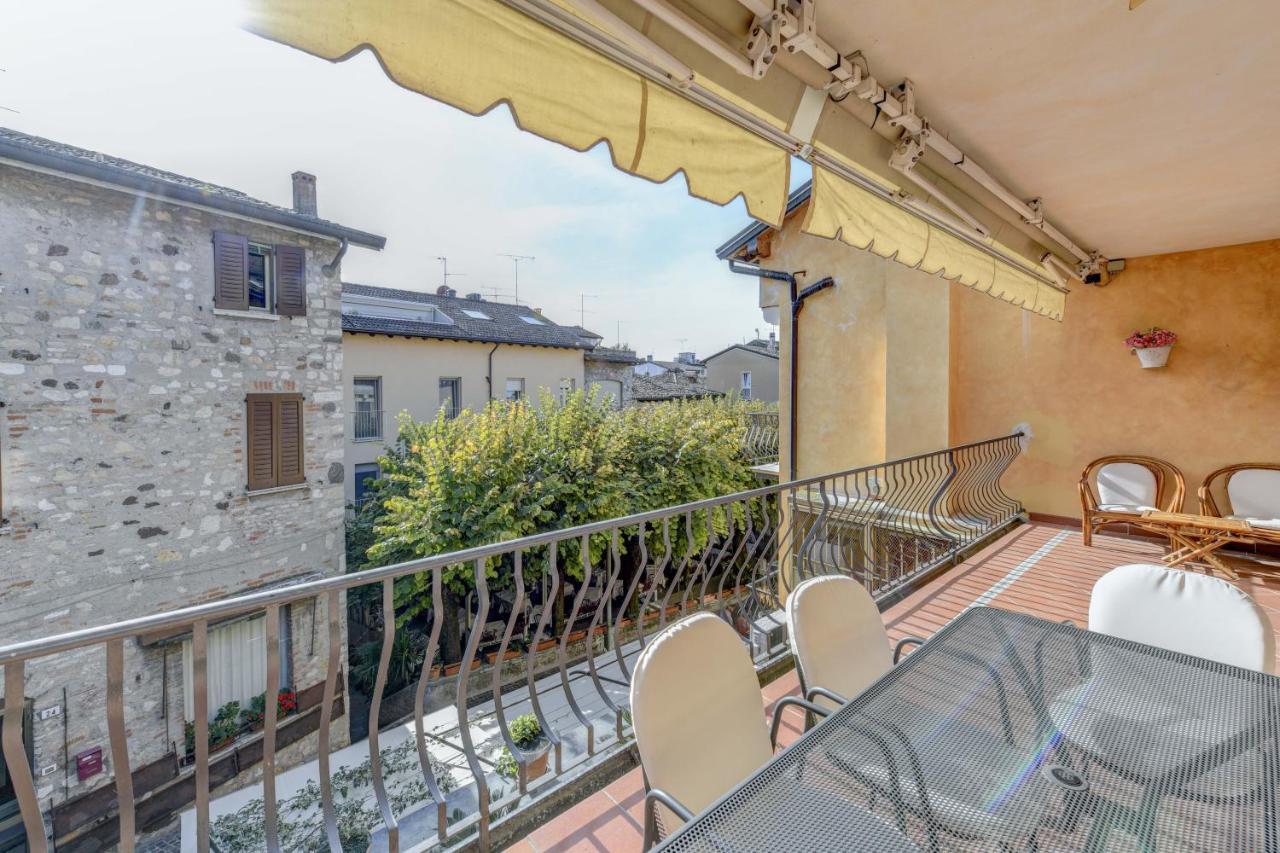 Prestige Apartment Sirmione Kültér fotó