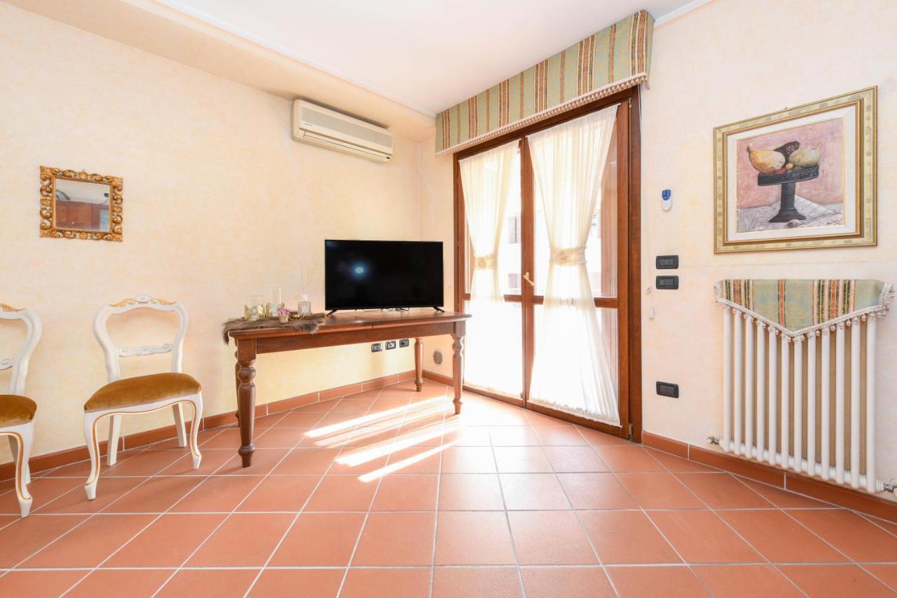 Prestige Apartment Sirmione Kültér fotó